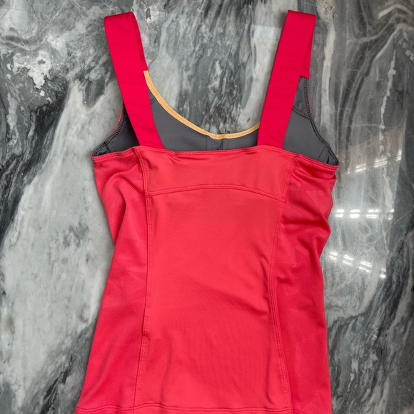 Nike Dri-Fit Tank Top - Picture 2 of 9